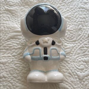 Astronaut Ceramic Bank